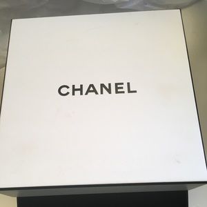 Chanel Coco Mademoiselle gift set.